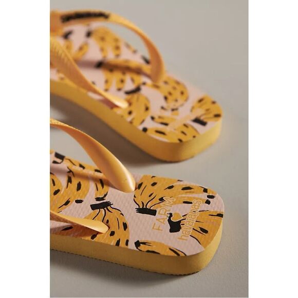 NEW Anthropologie Havaianas FarmโRio Banana Thong Sandals Flip Flops Size 9 10 - Picture 2 of 3